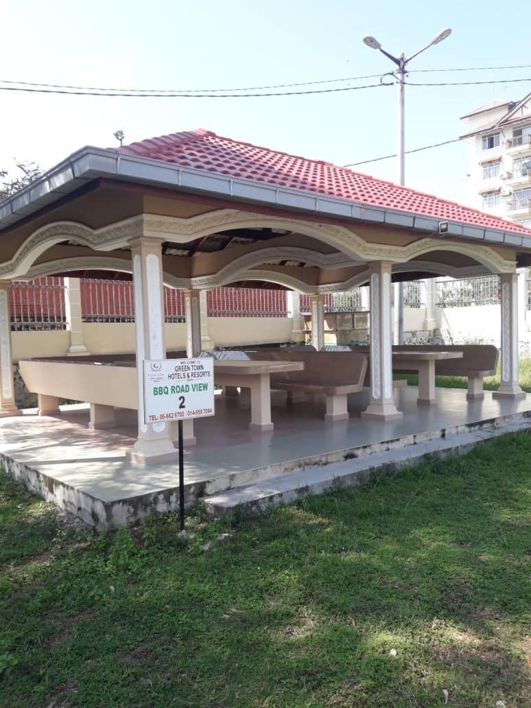 Green Town Hotel & Resort Port Dickson Dış mekan fotoğraf