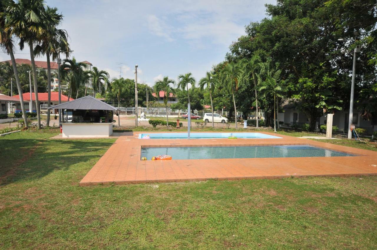 Green Town Hotel & Resort Port Dickson Dış mekan fotoğraf