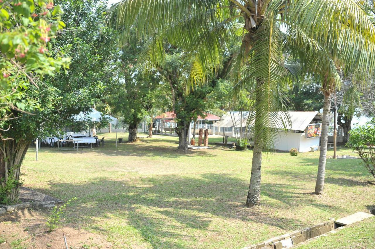 Green Town Hotel & Resort Port Dickson Dış mekan fotoğraf